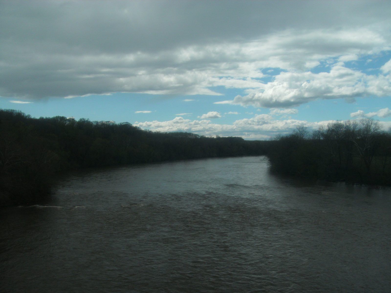 James River between Fluvanna and Buckingham Counties